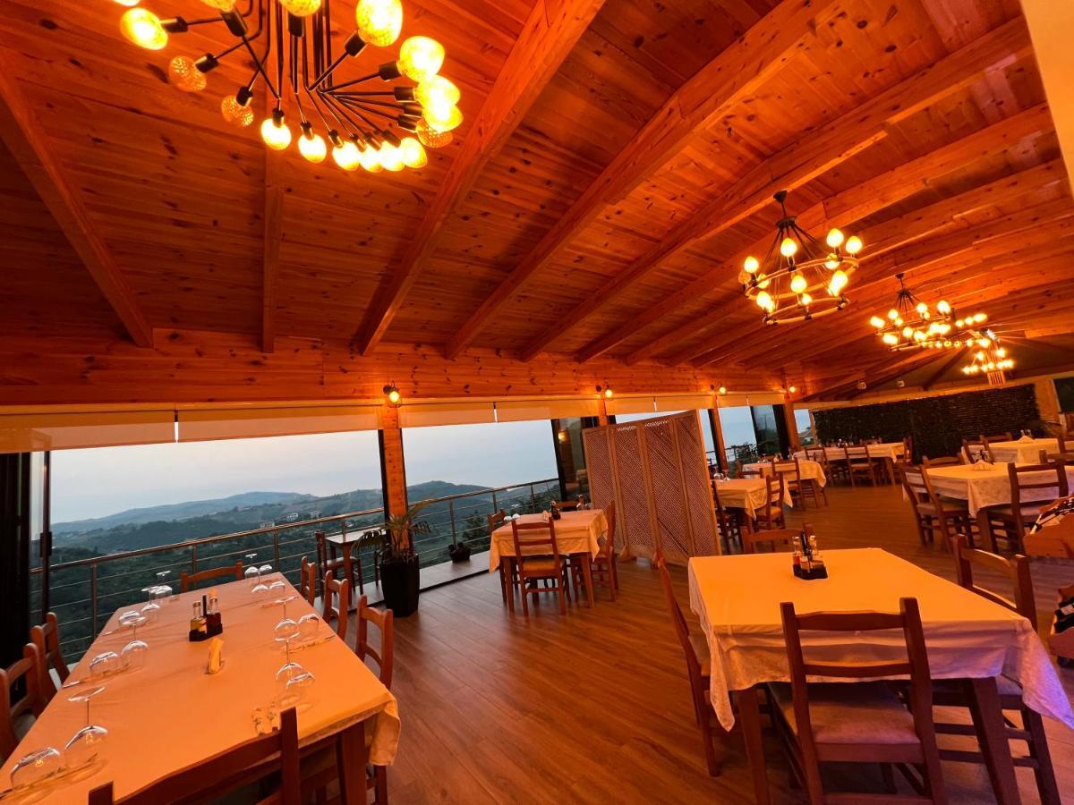 Restorant Hotel Xheni Shetaj Bagian luar foto